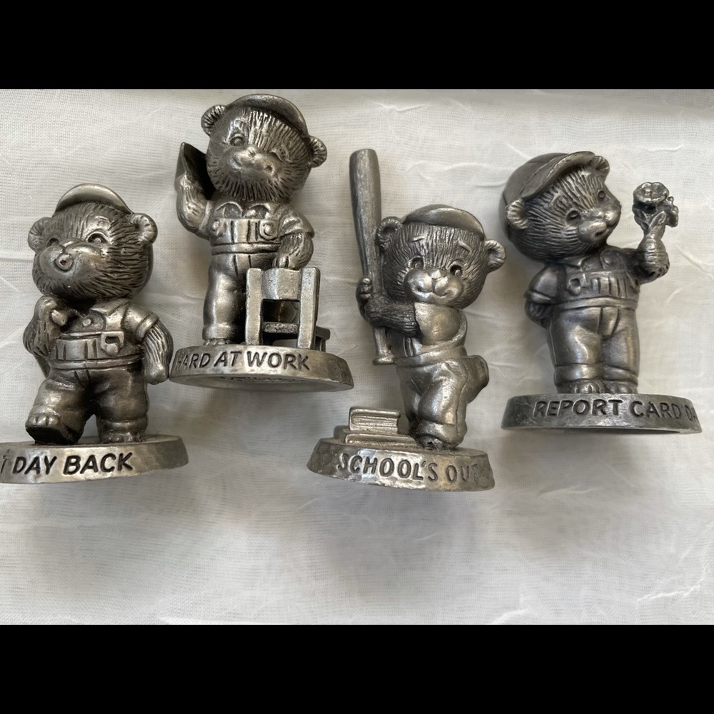 Vintage pewter school-days bears (Avon). (4)